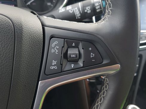 Used 2019 Buick Encore Preferred w/ Safety Package image 24