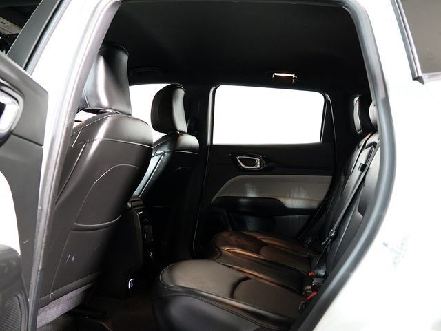 Used 2023 Jeep Compass Limited AWD/4WD image 14