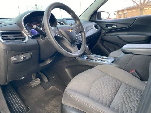Used 2021 Chevrolet Equinox LT image 19