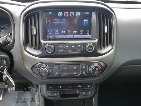 Used 2016 Chevrolet Colorado Z71 AWD/4WD image 27