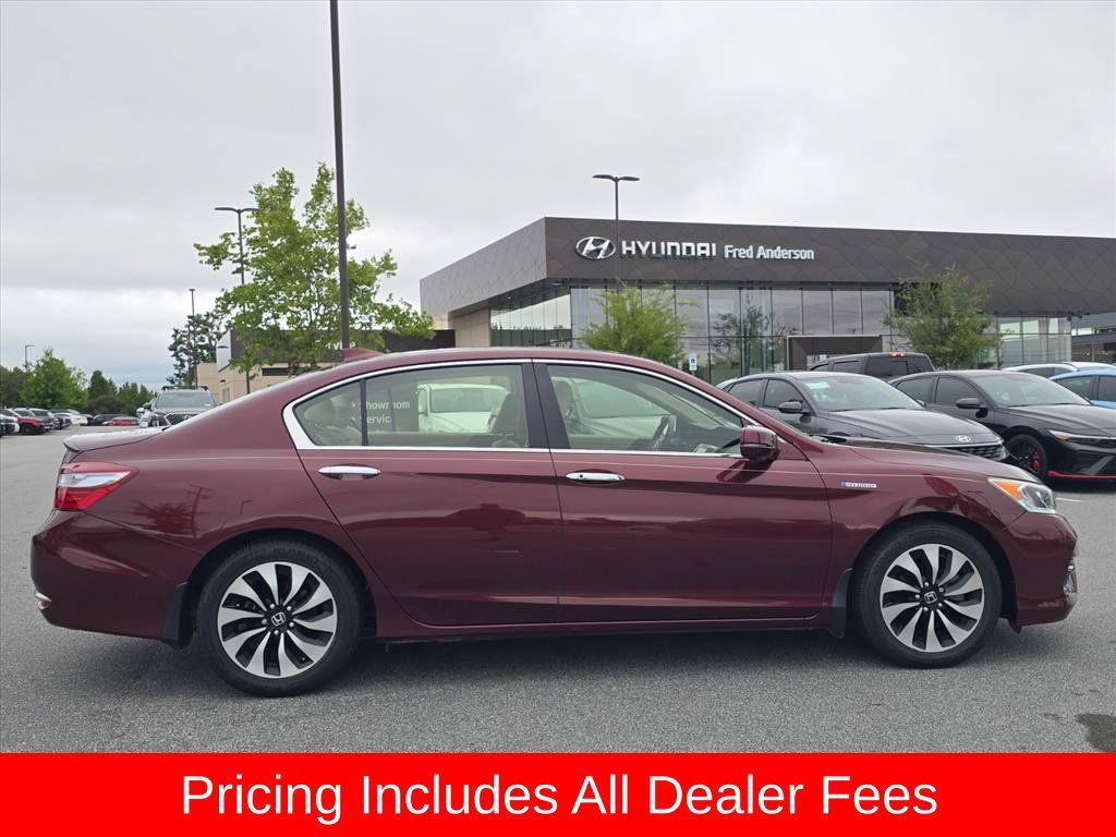 Used 2017 Honda Accord EX-L image 2
