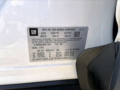 Used 2021 Buick Encore GX Essence w/ Experience Buick Package AWD/4WD image 35