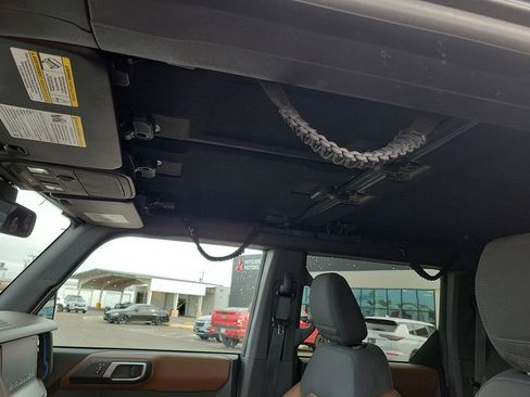 Used 2023 Ford Bronco Outer Banks image 13