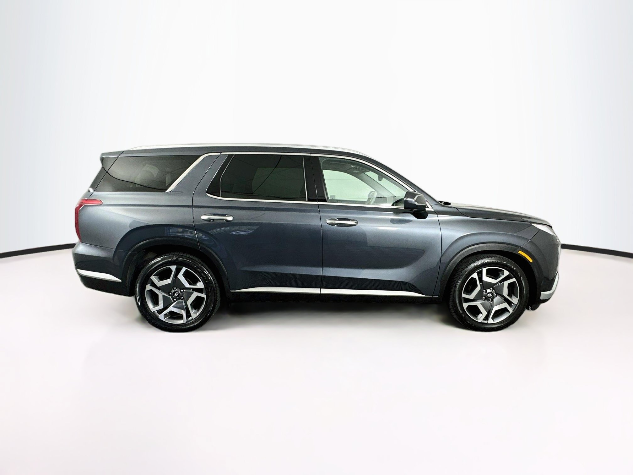 Used 2024 Hyundai Palisade Limited AWD/4WD image 10