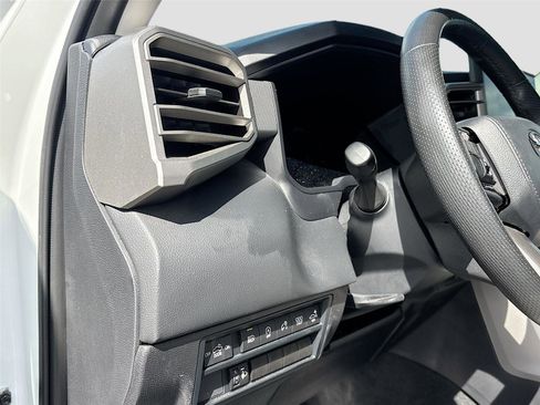 Used 2024 Toyota Tundra Limited image 10