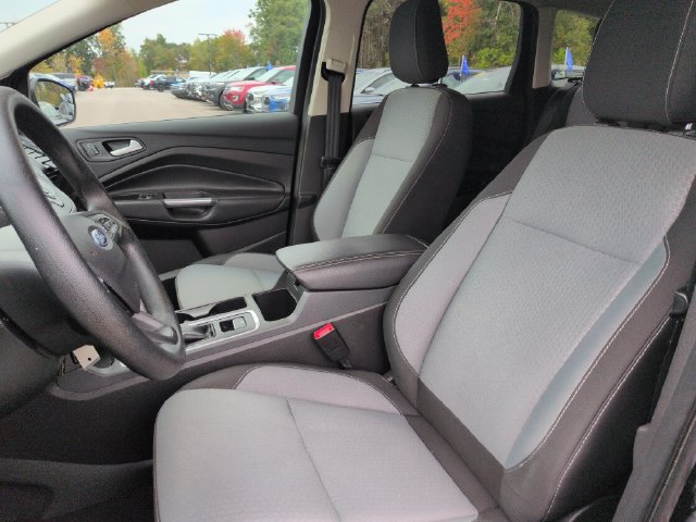 Certified 2018 Ford Escape SE FWD image 27
