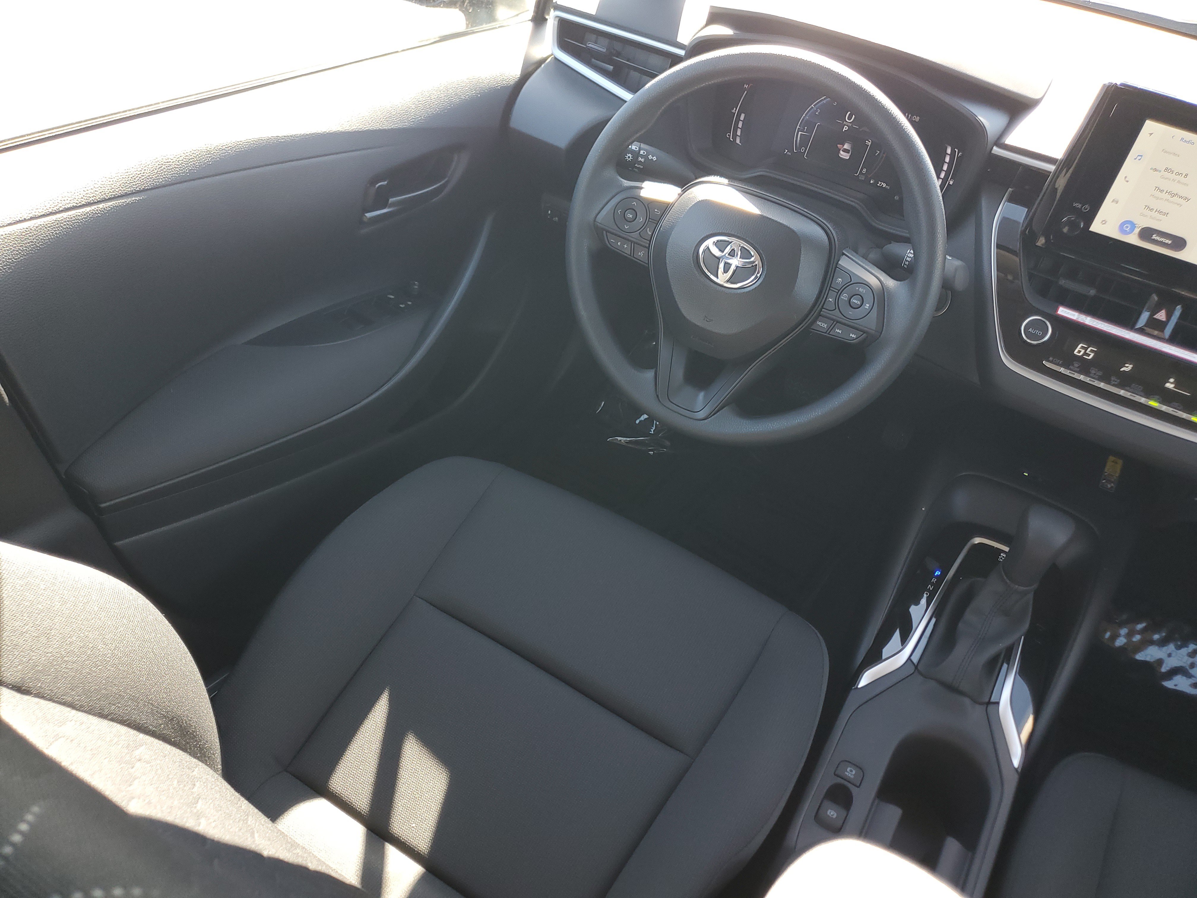 New 2027 Toyota Corolla LE w/ LE Premium Package FWD image 15