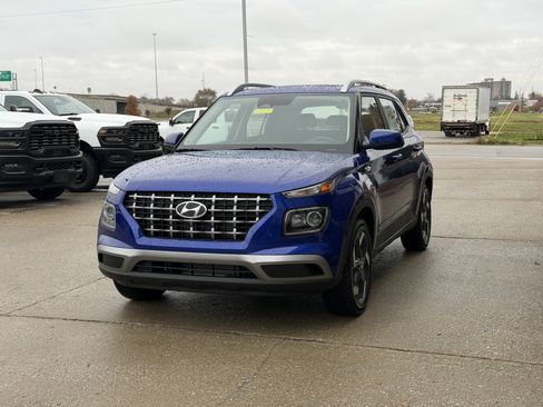 New 2026 Hyundai Venue SEL image 14