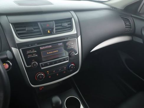 Used 2017 Nissan Altima 2.5 SR image 23