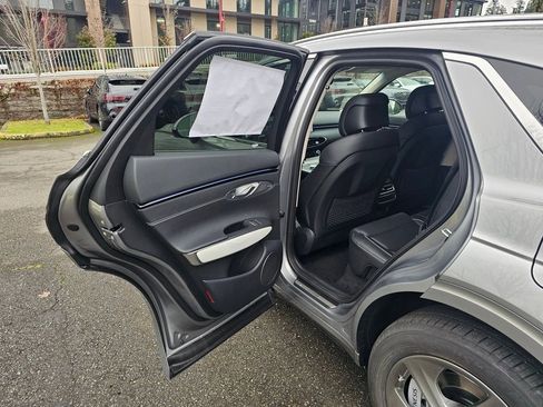 New 2026 Genesis GV70 2.5T Advanced image 22