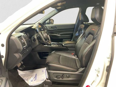 Used 2023 Nissan Pathfinder Rock Creek image 9