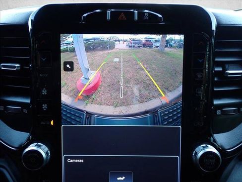 Used 2022 RAM 2500 Limited AWD/4WD image 18