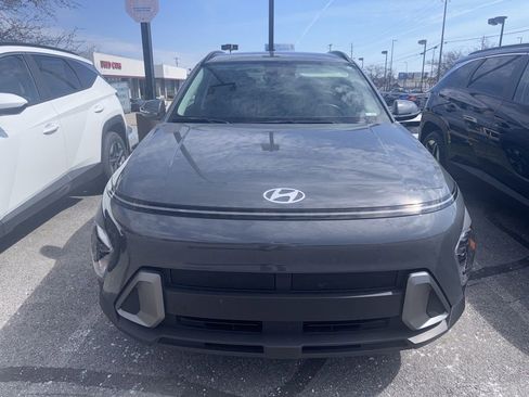 Certified 2024 Hyundai Kona SEL w/ Convenience Package image 3