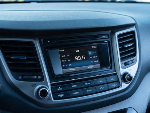 Used 2016 Hyundai Tucson Sport AWD/4WD image 27