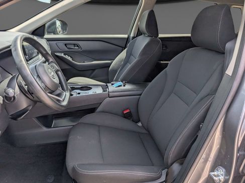 Used 2024 Nissan Rogue S FWD image 10