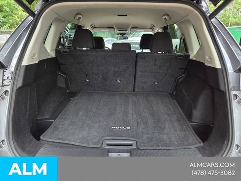 Used 2025 Nissan Rogue SV FWD image 11