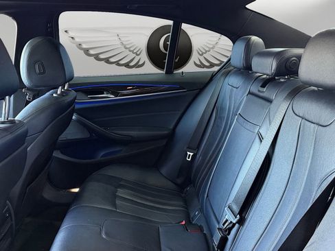 Used 2018 BMW 540i image 13