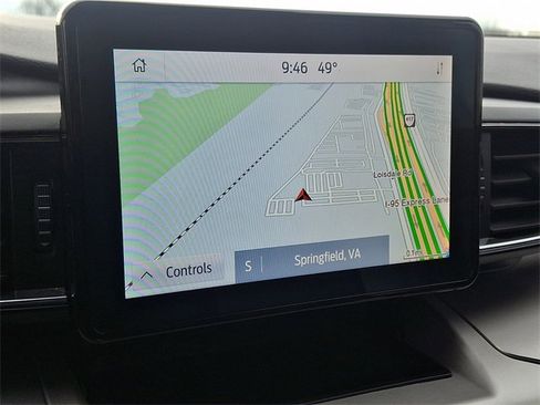 Used 2021 Ford Explorer XLT w/ Equipment Group 202A image 12