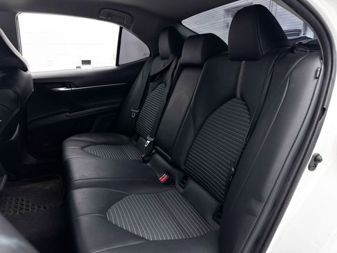 Used 2022 Toyota Camry SE FWD image 26