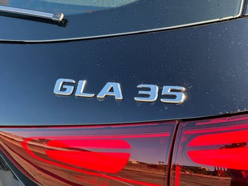 New 2026 Mercedes-Benz GLA 35 AMG 4MATIC image 21