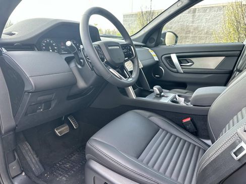New 2026 Land Rover Discovery Sport Landmark AWD/4WD image 11