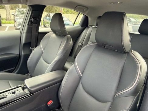 Certified 2026 Toyota Prius XLE FWD image 11