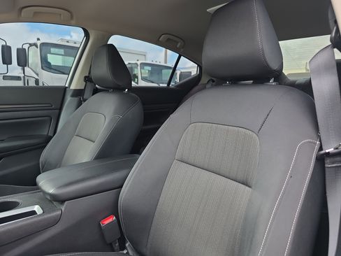 Used 2024 Nissan Altima 2.5 S image 25