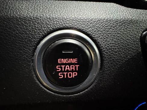 Used 2019 Kia Niro LX image 21