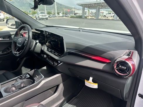 New 2026 Chevrolet Equinox RS w/ Convenience Package III AWD/4WD image 20