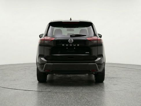 Used 2025 Nissan Rogue SV AWD/4WD image 7