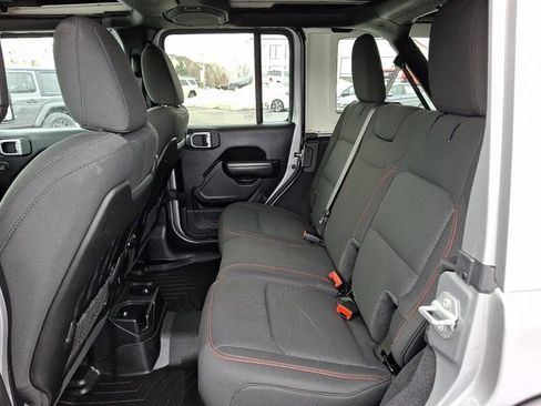 Certified 2021 Jeep Wrangler Unlimited Rubicon image 12