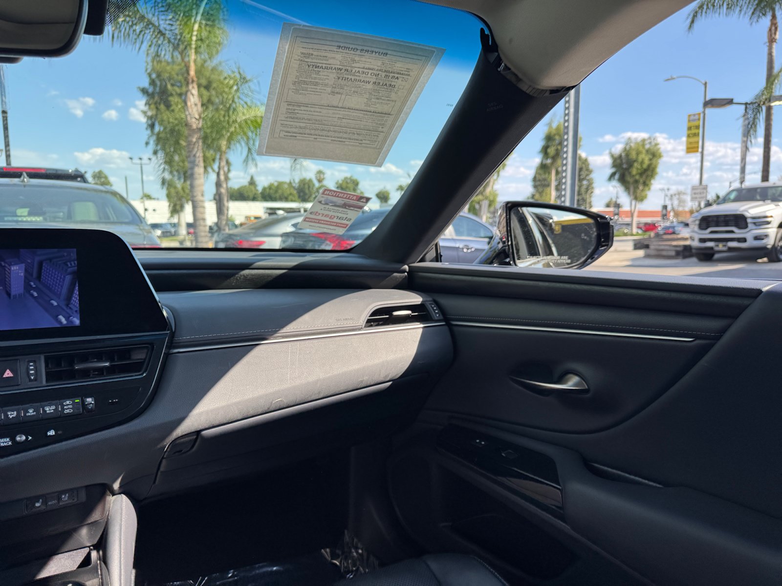 Used 2023 Lexus ES 300h w/ Premium Package FWD image 19