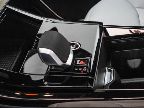 New 2025 Land Rover Range Rover Sport Dynamic SE image 24