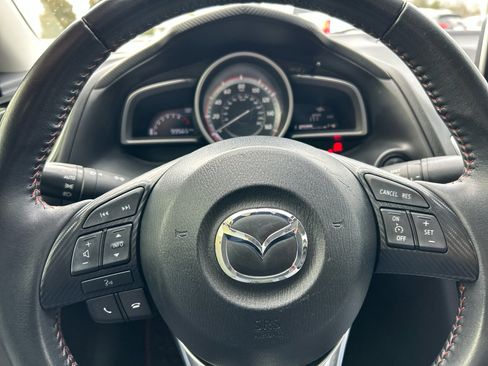 Used 2016 MAZDA MAZDA3 i Touring w/ Popular Equipment Package image 12
