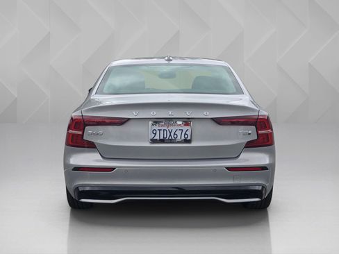 Certified 2025 Volvo S60 T8 Plus AWD/4WD image 5