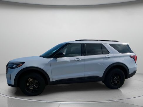 New 2026 Ford Explorer Tremor image 14