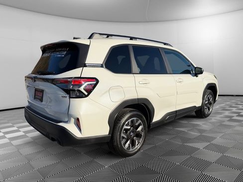 Used 2026 Subaru Forester Premium image 7