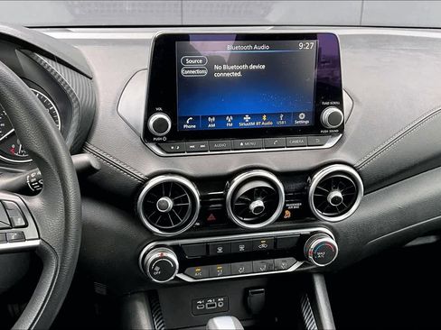 Used 2023 Nissan Sentra SV image 6