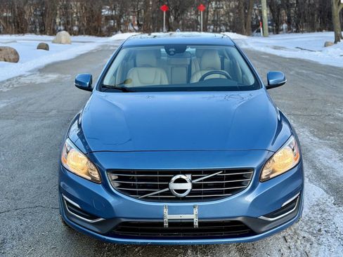 Used 2014 Volvo S60 T5 image 1