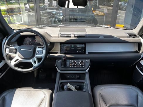Used 2023 Land Rover Defender 110 S AWD/4WD image 11