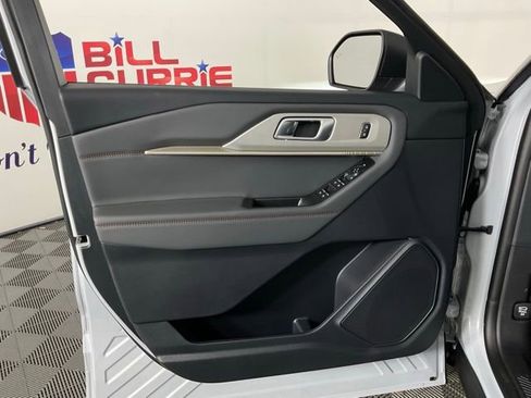 New 2026 Ford Explorer Active image 12