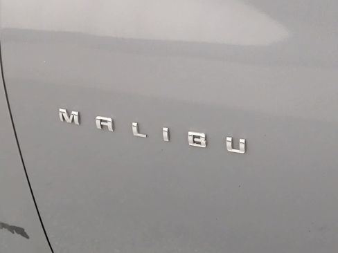 Used 2023 Chevrolet Malibu LT image 12