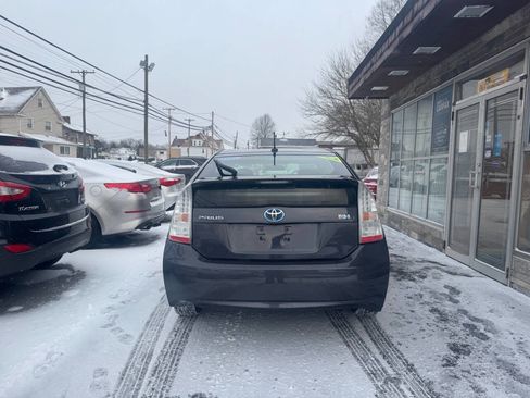 Used 2010 Toyota Prius Five image 8