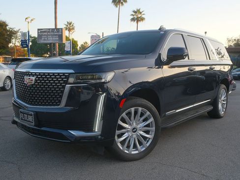 Used 2022 Cadillac Escalade ESV Luxury image 1