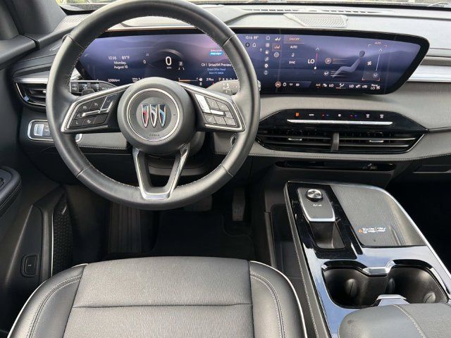 Used 2025 Buick Enclave Preferred FWD image 20
