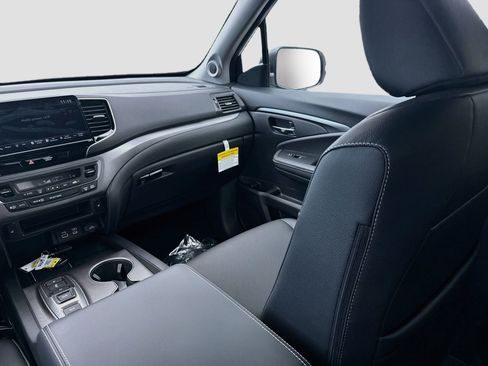 New 2026 Honda Ridgeline RTL image 18