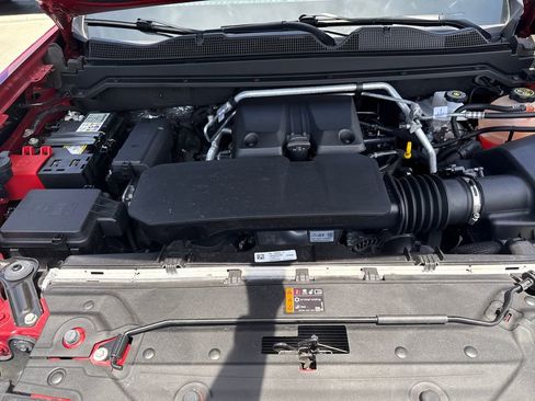 Used 2023 Chevrolet Colorado ZR2 AWD/4WD image 26