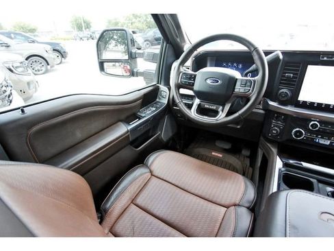 Used 2024 Ford F250 King Ranch AWD/4WD image 7