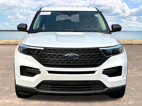 Certified 2020 Ford Explorer 2WD w/ Class III Trailer Tow Package image 2