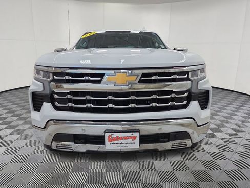 Used 2022 Chevrolet Silverado 1500 LTZ w/ LTZ Premium Package AWD/4WD image 4